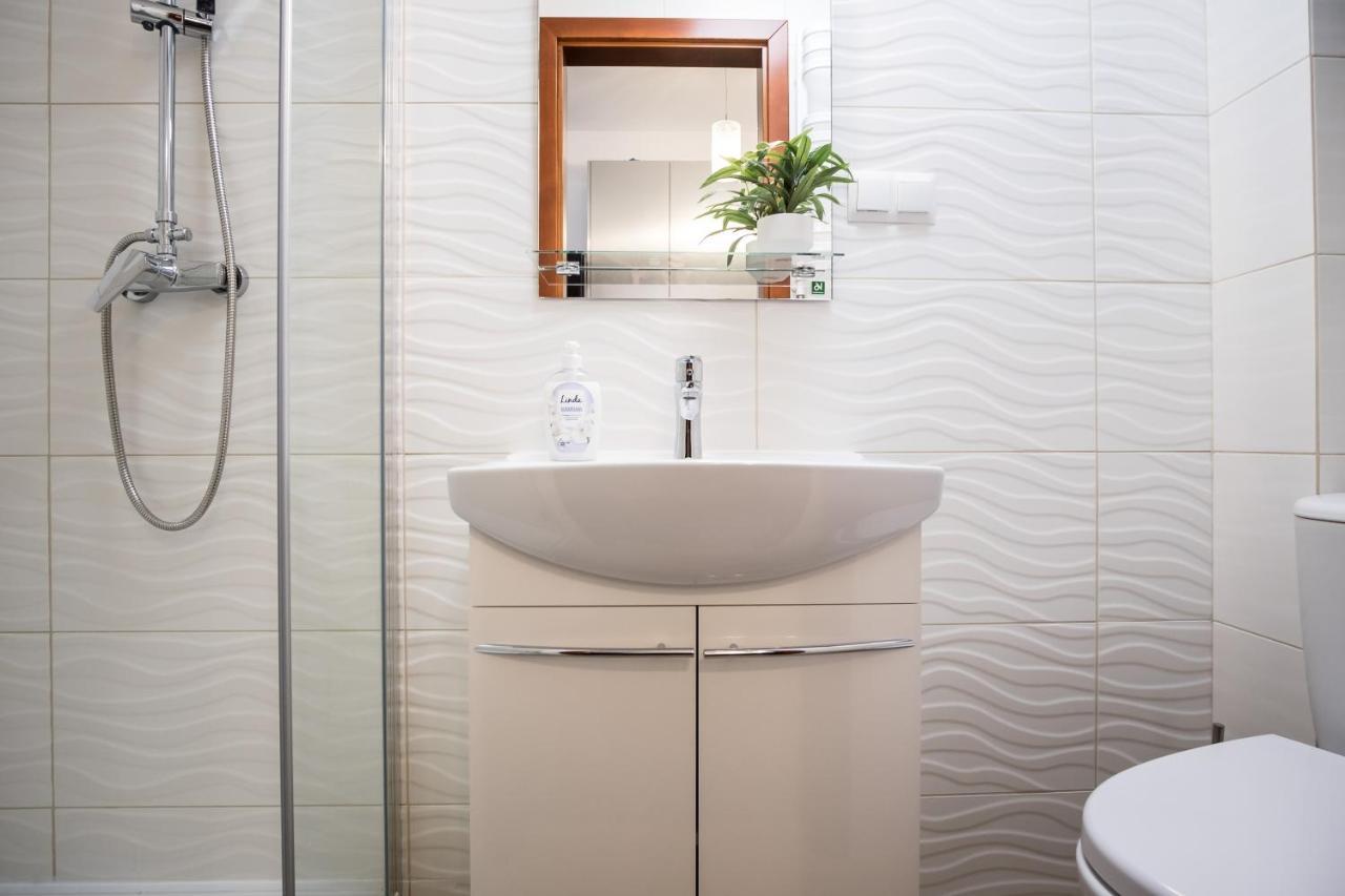 Prestige Apartamenty Krupowki 16 Закопане Екстериор снимка