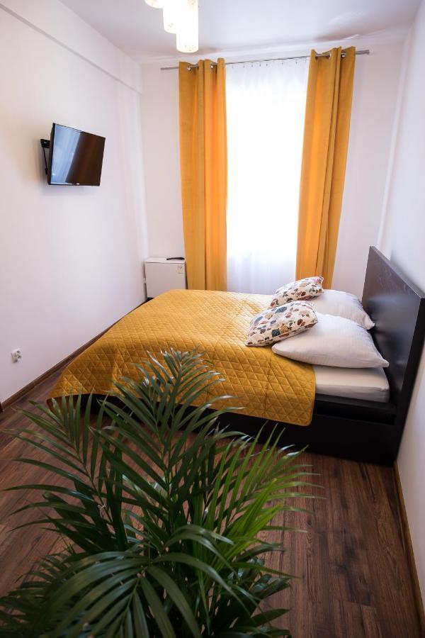 Prestige Apartamenty Krupowki 16 Закопане Екстериор снимка