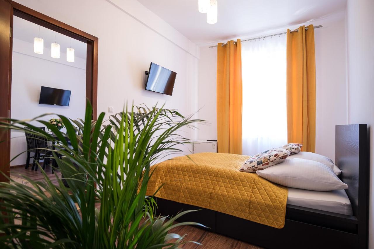 Prestige Apartamenty Krupowki 16 Закопане Екстериор снимка