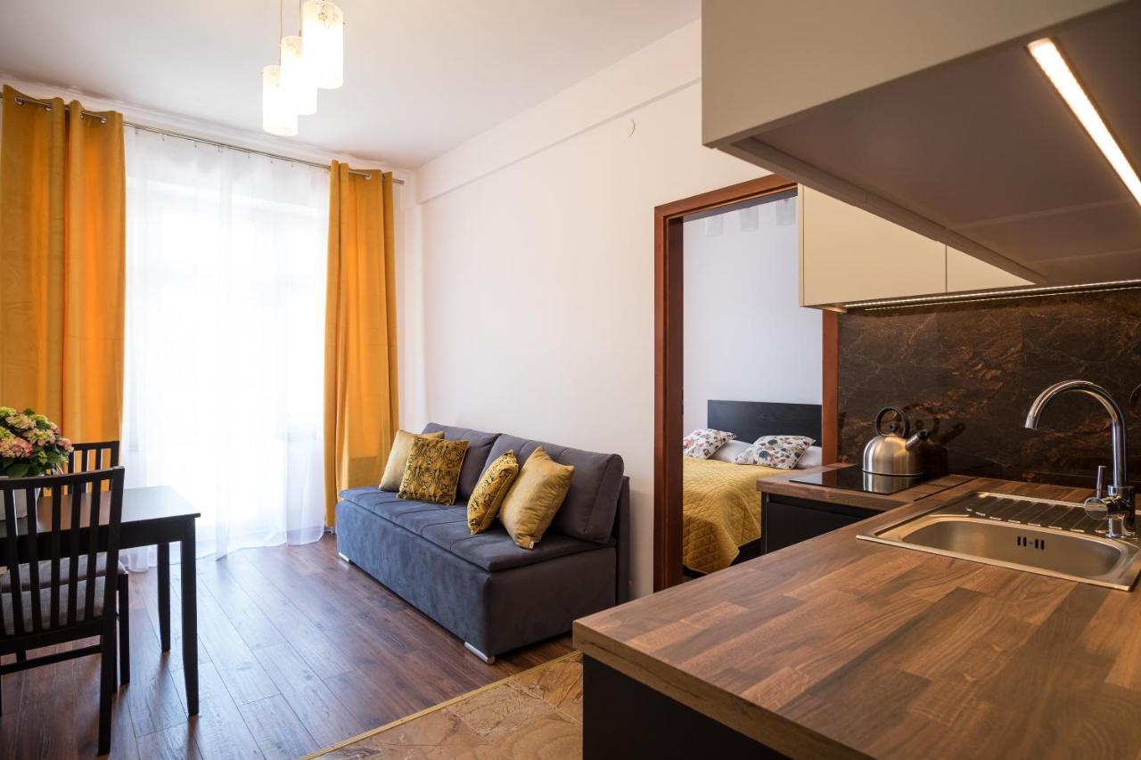 Prestige Apartamenty Krupowki 16 Закопане Екстериор снимка