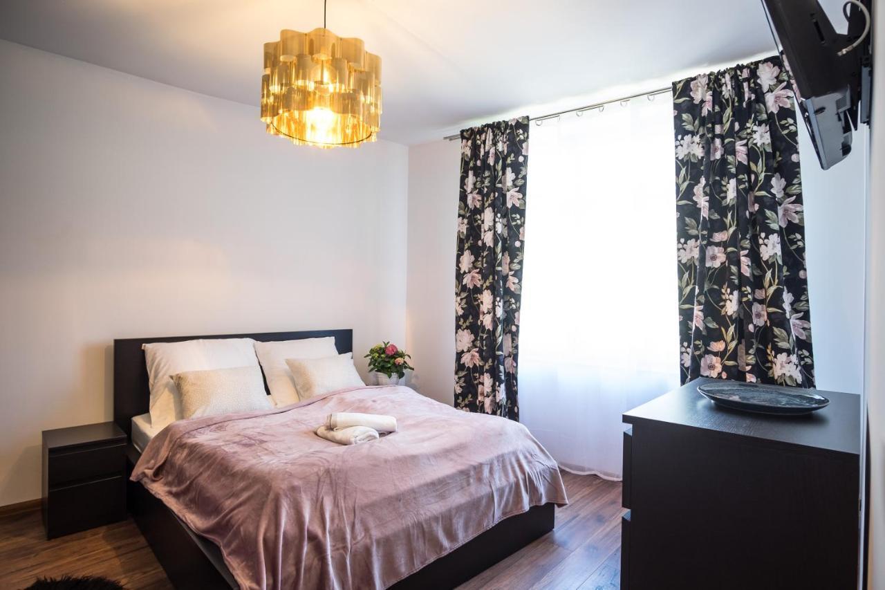 Prestige Apartamenty Krupowki 16 Закопане Екстериор снимка